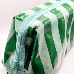 Trousse ouverture géante – Rayures vertes