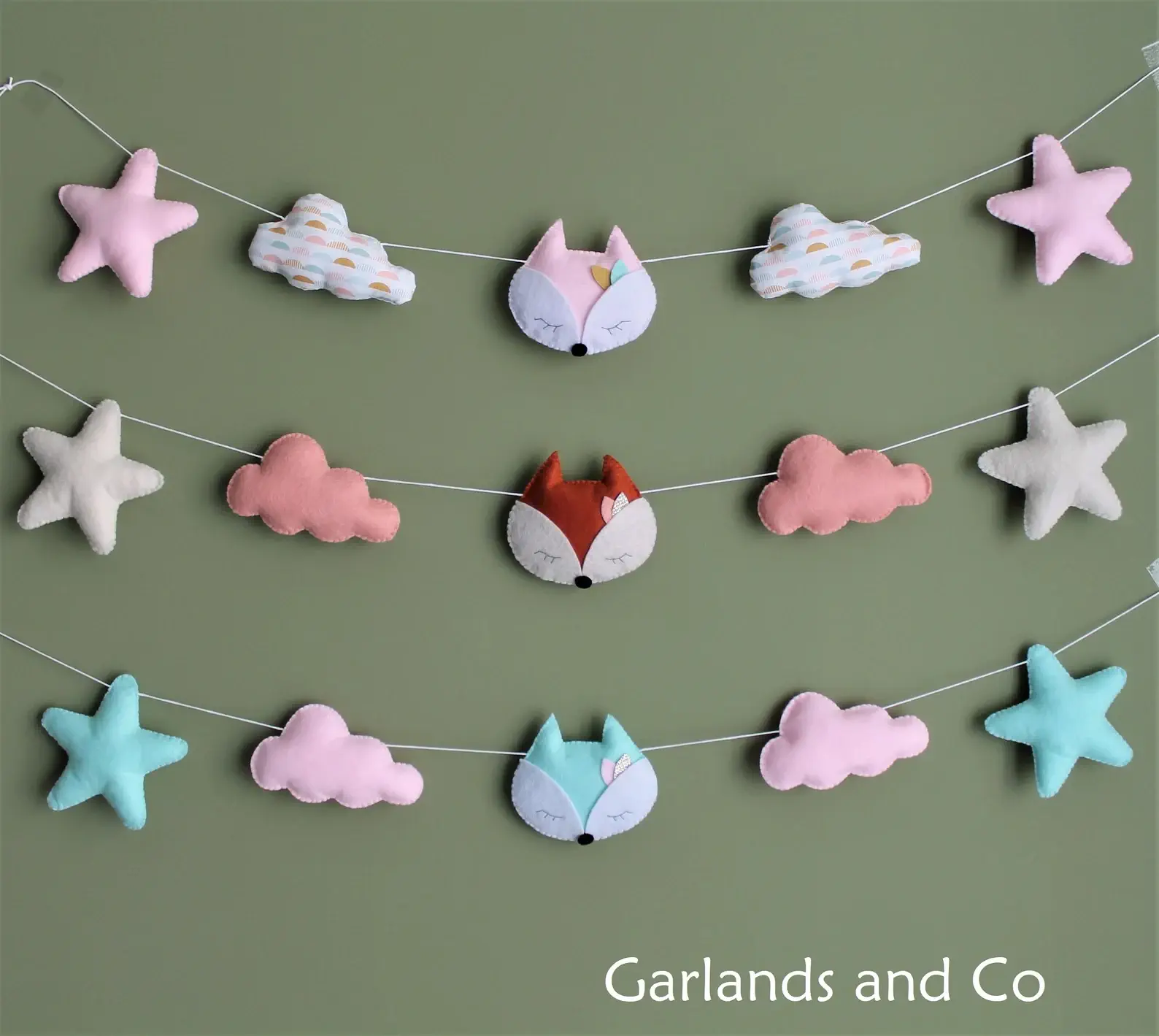 Guirlande tête renard rose imprimé demi-cercle – Image 2