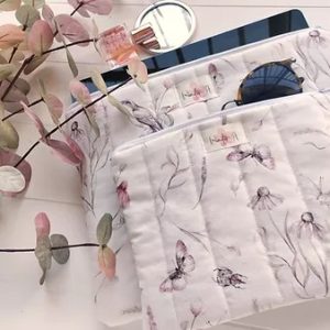 Wonder A – Grande pochette matelassée Papillons